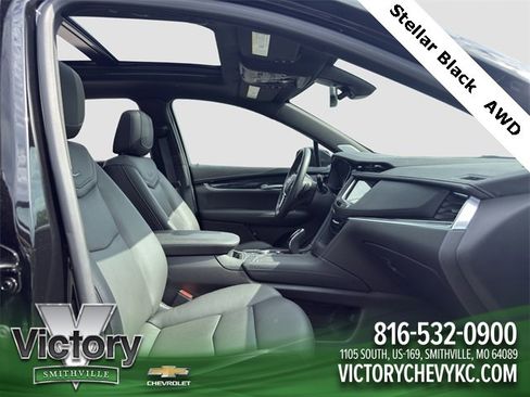 Used 2025 Cadillac XT5 Premium Luxury image 17
