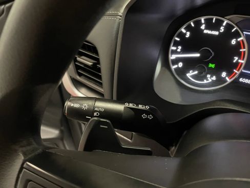 Used 2024 Nissan Rogue S image 20