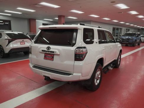 Certified 2020 Toyota 4Runner SR5 Premium w/ Moonroof Package image 4