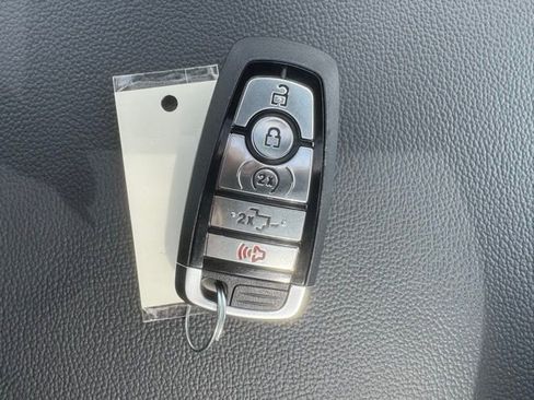 New 2025 Ford F150 Lariat w/ Equipment Group 501A Mid image 34