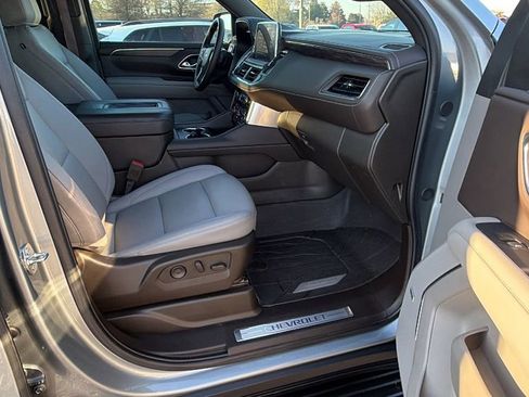 Certified 2024 Chevrolet Tahoe LT w/ LT Signature Plus Package image 17