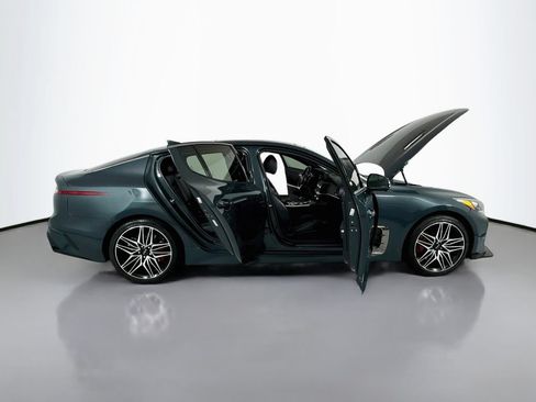 Used 2022 Kia Stinger GT2 AWD/4WD image 28