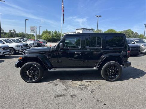 Certified 2022 Jeep Wrangler Unlimited Sahara 4xe w/ Cold Weather Group image 8