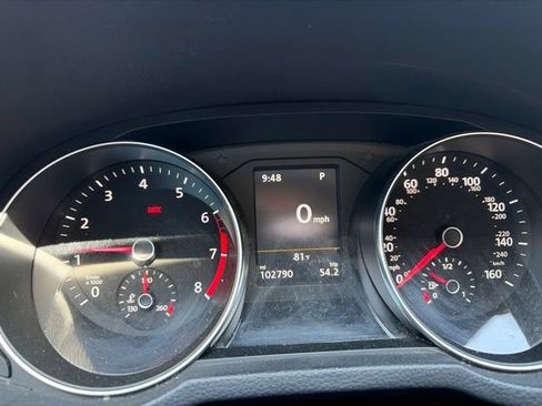 Used 2017 Volkswagen Passat 1.8T SEL Premium FWD image 5