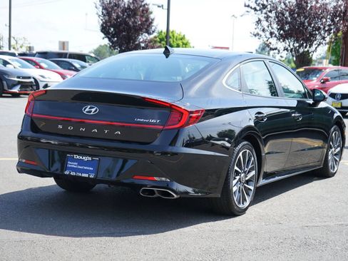 Used 2023 Hyundai Sonata Limited w/ Cargo Package FWD image 5
