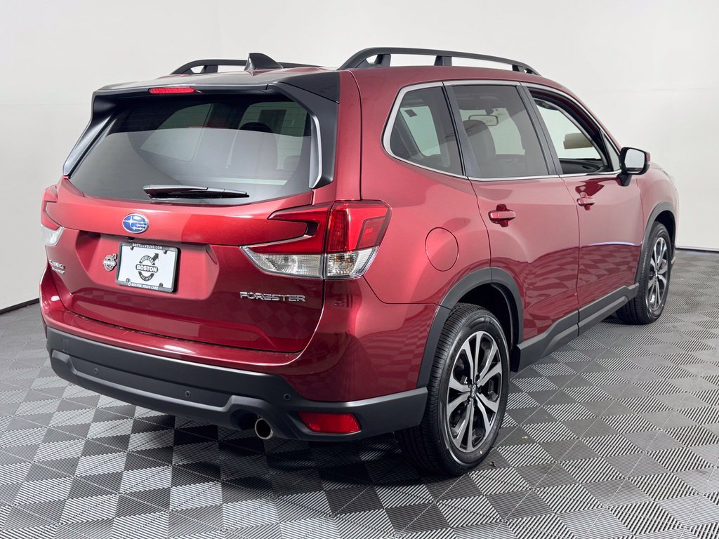Used 2024 Subaru Forester Limited AWD/4WD image 5