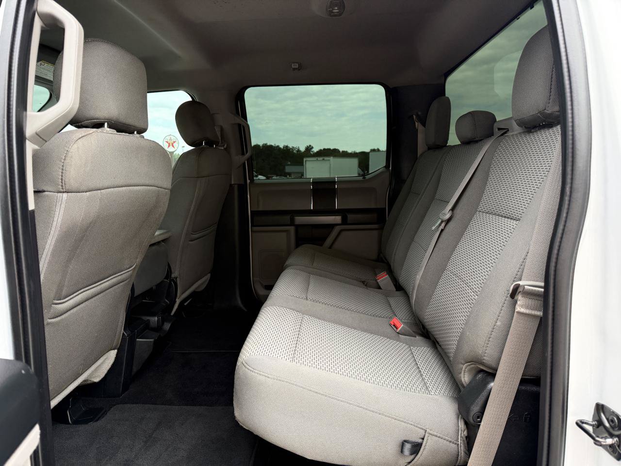 Used 2019 Ford F250 XLT w/ Snow Plow Prep Package AWD/4WD image 22