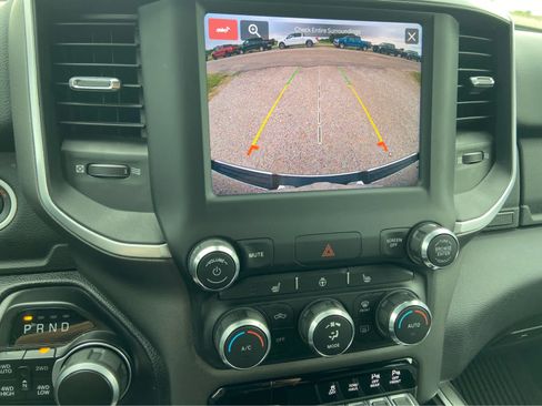 Used 2022 RAM 1500 Big Horn AWD/4WD image 31