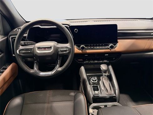 Used 2023 GMC Canyon AT4 w/ Technology Package image 20