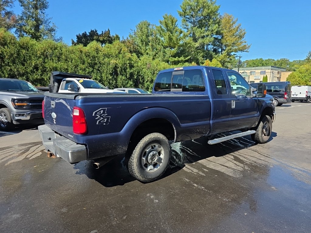 Used 2012 Ford F250 XLT w/ Snow Plow Prep Pkg AWD/4WD image 3
