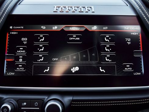 Used 2018 Ferrari GTC4Lusso T image 73