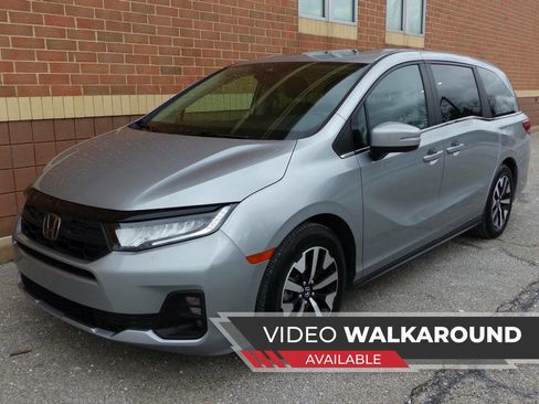 Used 2025 Honda Odyssey EX-L image 1