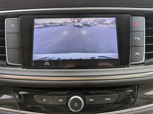 Used 2023 Buick Enclave Essence w/ Experience Buick Package image 24