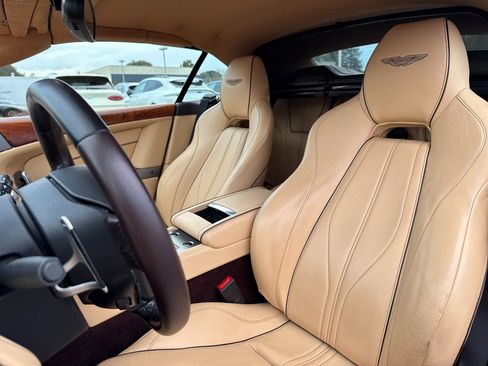 Used 2014 Aston Martin DB9 Volante image 11