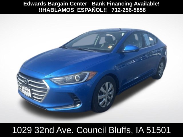 Used 2017 Hyundai Elantra SE FWD image 3
