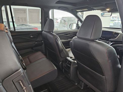Used 2023 Honda Ridgeline Black Edition image 15