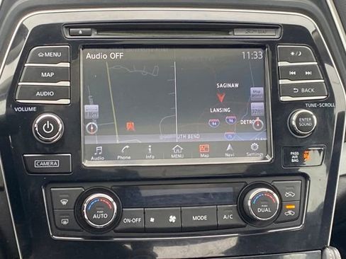 Used 2018 Nissan Maxima 3.5 SL image 11