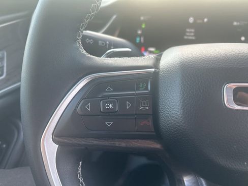 Used 2024 Jeep Grand Cherokee Limited 4xe w/ Luxury Tech Group II image 32