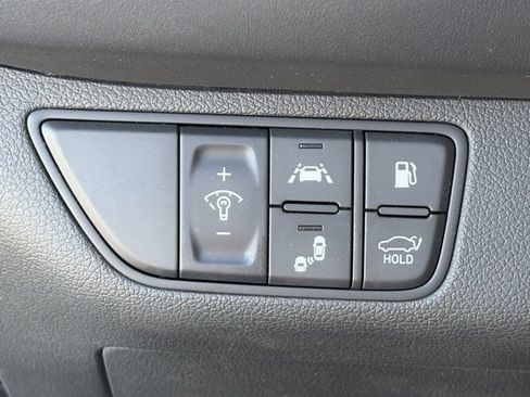 Used 2021 Genesis G70 3.3T w/ Sport Package image 21