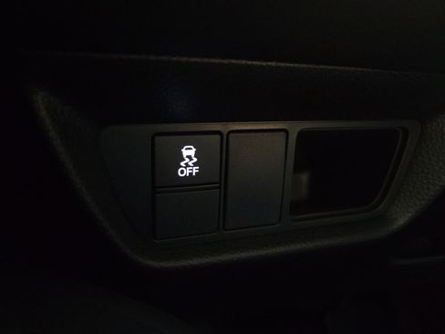 Certified 2025 Honda HR-V LX image 20