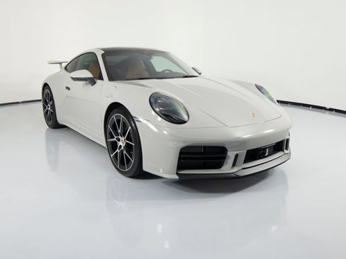 Certified 2025 Porsche 911 Carrera RWD image 12