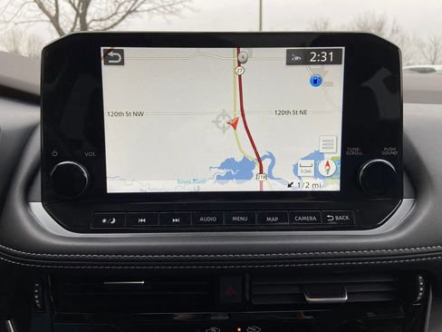 Used 2021 Nissan Rogue SL w/ Premium Package image 21