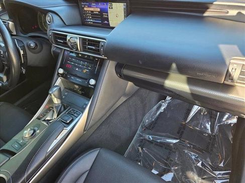 Used 2018 Lexus IS 350 image 20
