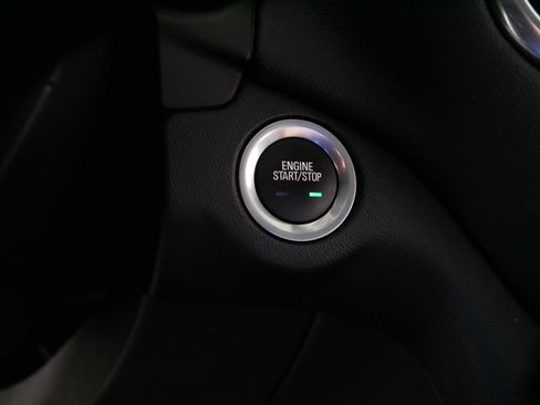 Used 2023 Chevrolet Equinox LT FWD image 32