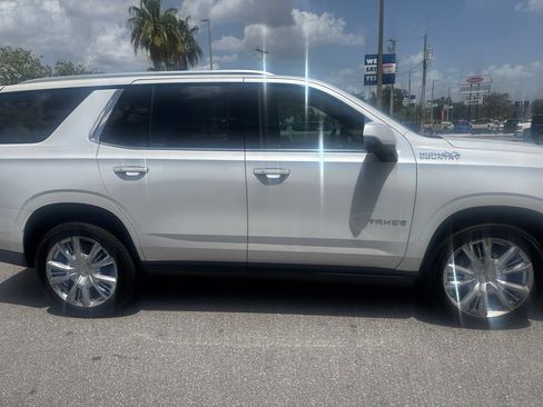 Used 2023 Chevrolet Tahoe High Country AWD/4WD image 4