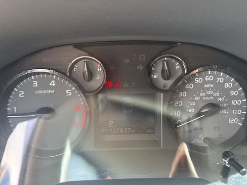 Used 2017 Toyota Tundra SR image 17