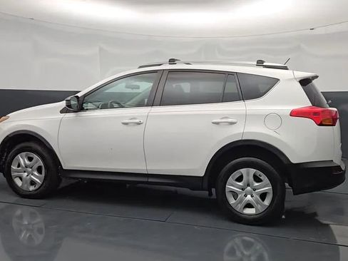 Used 2013 Toyota RAV4 LE AWD/4WD image 6