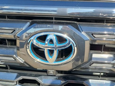 Used 2024 Toyota Tundra Platinum image 30