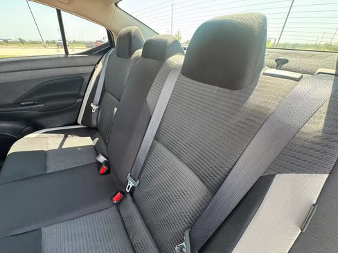 Used 2021 Nissan Versa SV FWD image 25