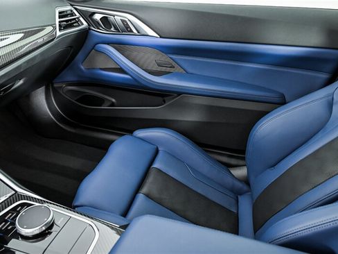 Used 2025 BMW M4 xDrive Competition AWD/4WD image 32