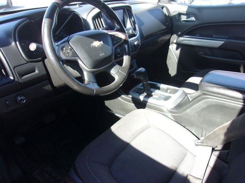 Used 2021 Chevrolet Colorado LT w/ Fleet Safety Package RWD image 6