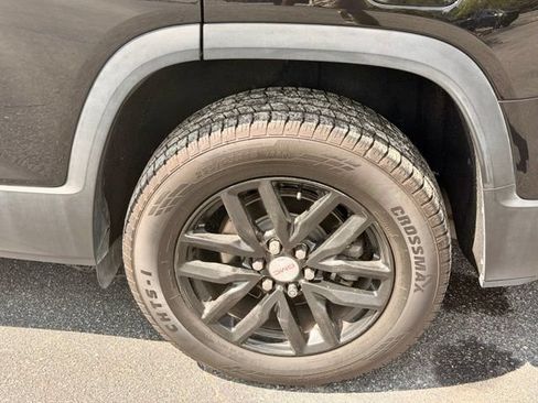 Used 2019 GMC Acadia SLT FWD image 31