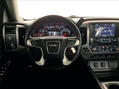 Used 2018 GMC Sierra 1500 SLE image 5