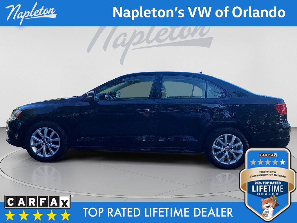 Used 2012 Volkswagen Jetta SE FWD image 2