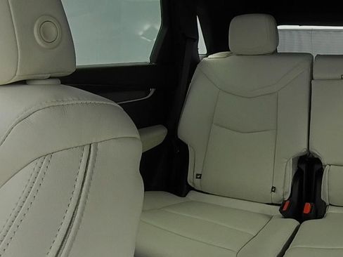 New 2025 Cadillac XT5 Sportv w/ LPO, Floor Liner Package image 16