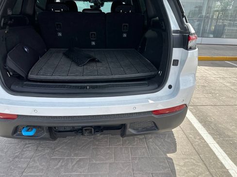 Used 2022 Jeep Grand Cherokee Trailhawk w/ Advanced Protech Group II AWD/4WD image 19