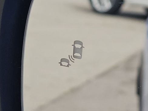 Certified 2025 Honda Pilot TrailSport image 20