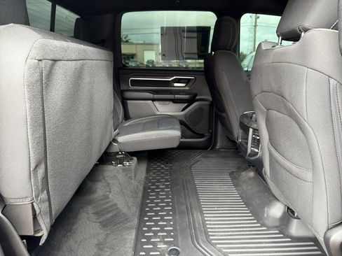 Used 2024 RAM 1500 Big Horn AWD/4WD image 29