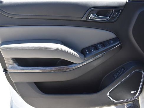 Used 2018 Chevrolet Tahoe LT AWD/4WD image 11