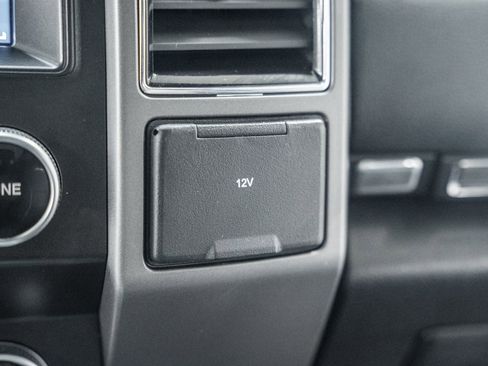 Used 2019 Ford Expedition Max XLT w/ Equipment Group 202A image 34