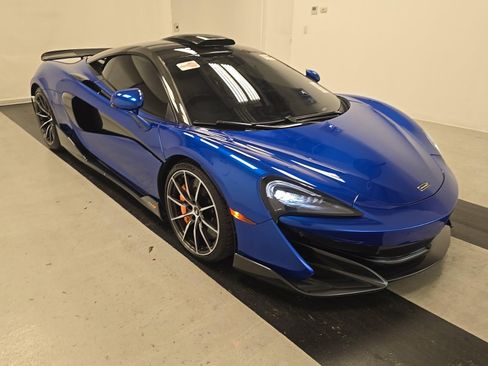 Used 2019 McLaren 600LT RWD image 3