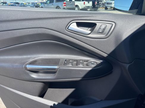 Used 2019 Ford Escape SE AWD/4WD image 21
