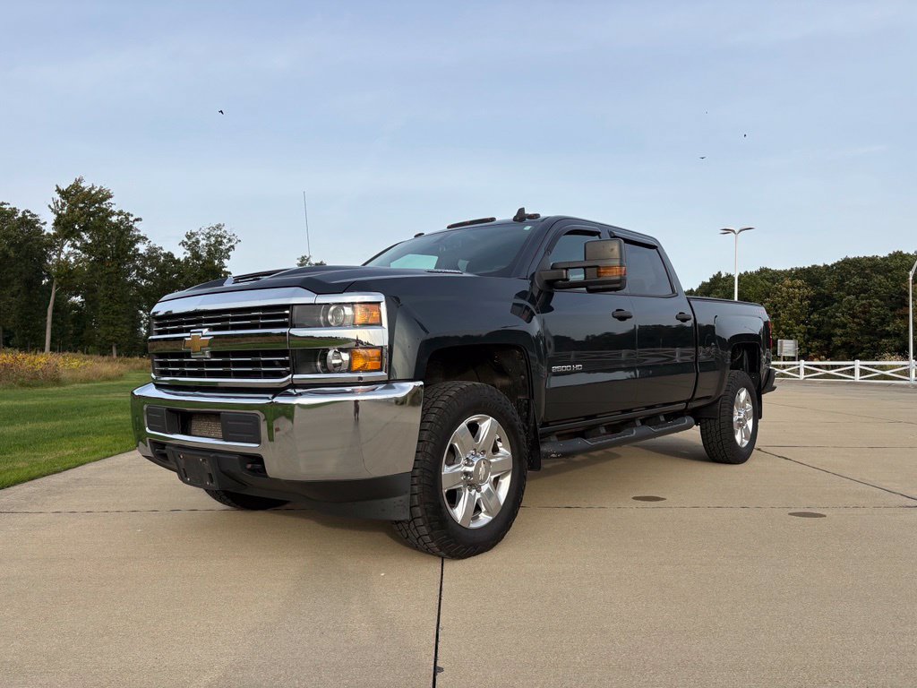 Used 2018 Chevrolet Silverado 2500 W/T w/ WT Convenience Package AWD/4WD image 1