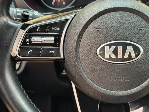 Used 2021 Kia Seltos S FWD image 19