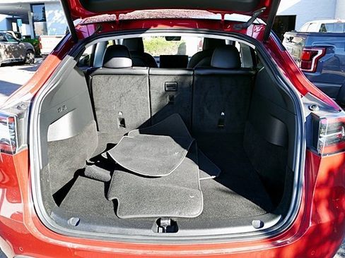 Used 2023 Tesla Model Y Long Range image 13