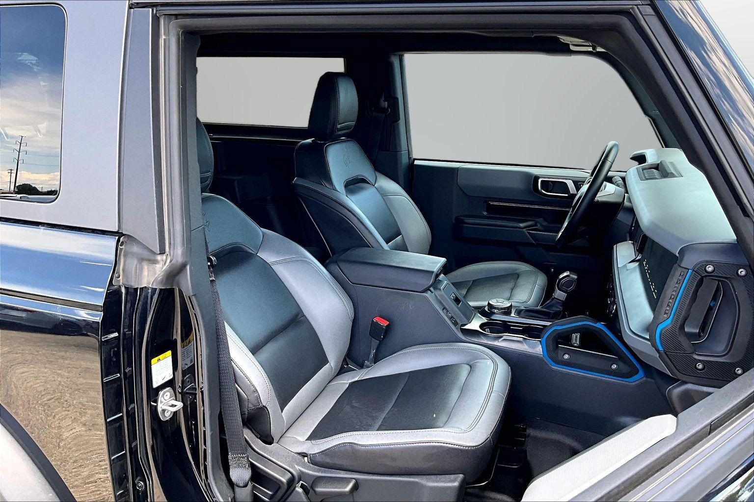 Used 2024 Ford Bronco Black Diamond AWD/4WD image 7